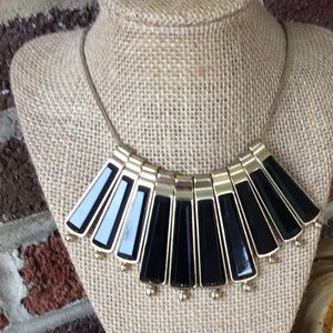 NWOT Black & Gold Tone Necklace.